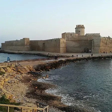 Isabel 3* Crotone