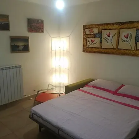 Isabel Bed & Breakfast 3*